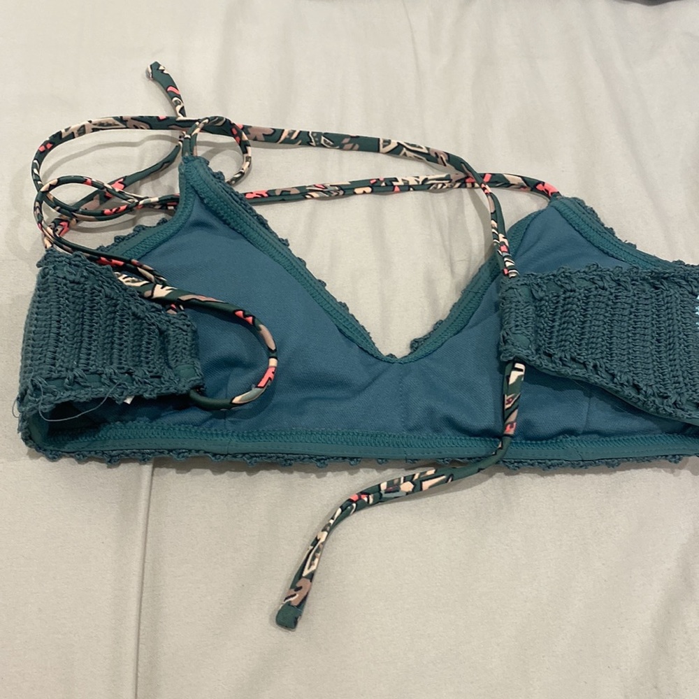 Target bikini top - Picture 2 of 2